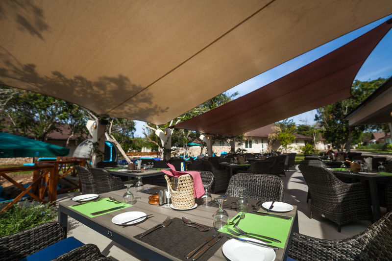 Leopard Beach شاطئ دياني المظهر الخارجي الصورة
